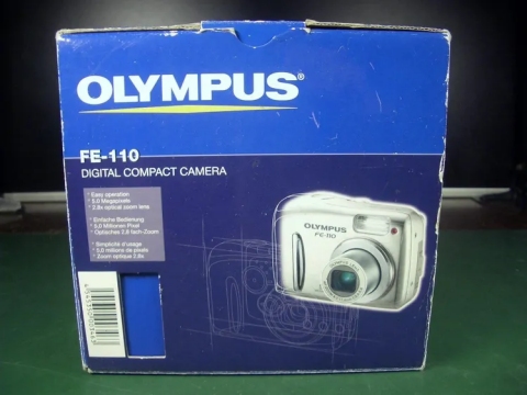 Digicam Olympus FE 110 mit normalen Batterien betreibbar und Super Macro