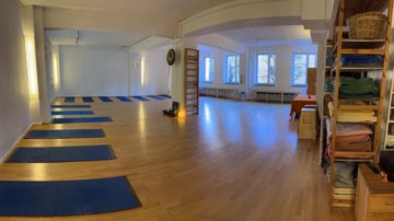 Schöner großer ruhiger Raum in Sendling für Gruppenangebote zu vermieten