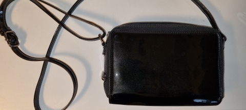 Kleine schwarze Handtasche