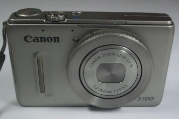 Canon PowerShot S100 Digitalkamera mit 1 Akku und Ladegerät