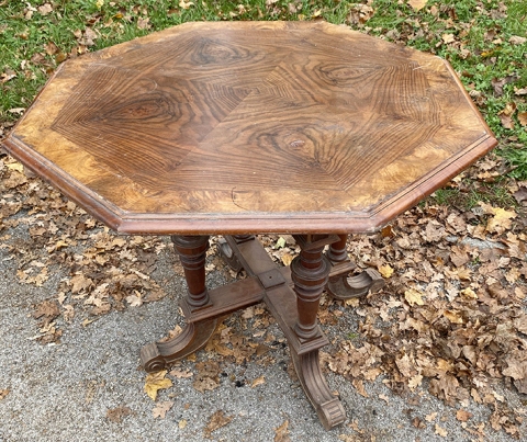 Holztisch, 8-kantig, Gründerzeit, antik