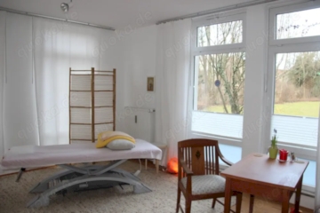 Praxisraum zur UNTERMIETE am Dienstag und Donnertag Nachmittag in Sendling Nähe U S - Bahnhof Harras