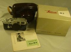 Leica M3 neuwertig im Originalkarton Baujahr 1955