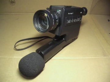 Braun Nizo Integral 7 Tonfilmkamera mit Macro Variogon 1,2/7-50 von Schneider