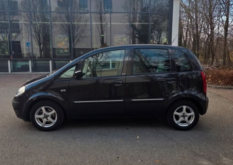 Lancia MUSA 1.4 16v Platino/ Automatik/ Top-Ausstattung