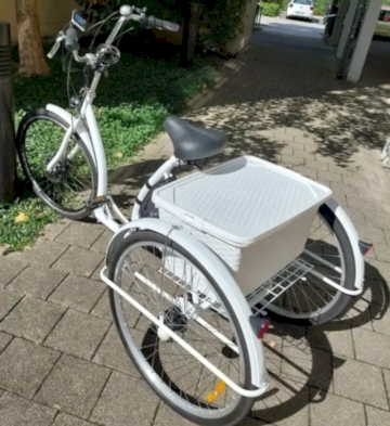 Neuwertiges 26 Zoll E-Bike mit Tiefeinstieg Dreirad