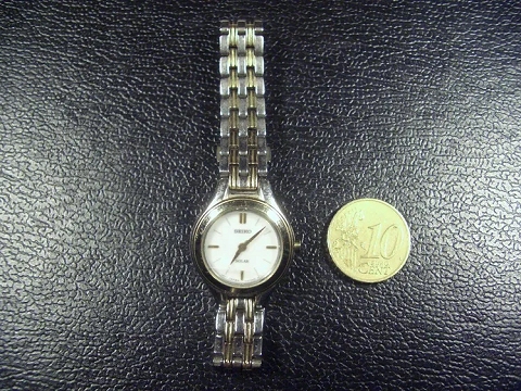 Seiko Solaruhr Damen silber gold bicolor 22mm V114-0AB0 weißes Zifferblatt 6,5