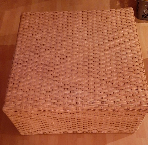 Rattan Hocker o. Tisch f. innen o. außen