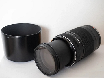 Olympus Teleobjektiv 75 - 300 mm, f. 4.8 - 6.7, Mark ii, Top-Zustand