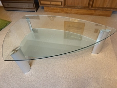 Couchtisch Glas Tropfenform neuwertig Wohnzimmer