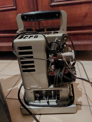 8mm Projektor