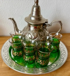 Orient.handgef.Tee Set 8-t. Teekanne 6 Teeglas Tablett Metall silber grün gold