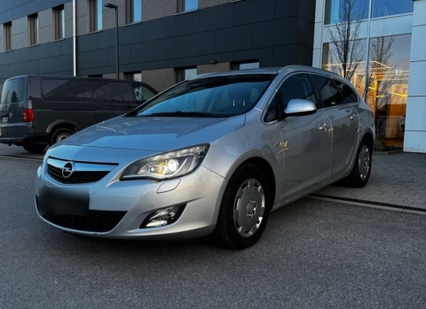 Opel Astra Sports Tourer Automatik