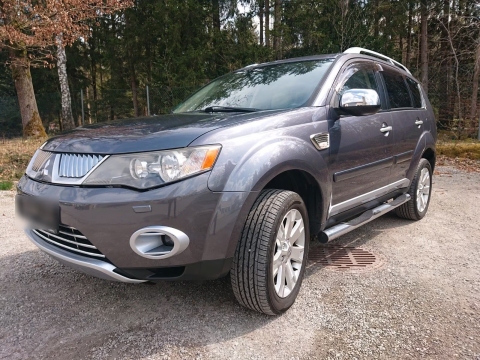 Mitsubishi OUTLANDER 7Sitzer Vollausstattung TÜV bis 07.27
