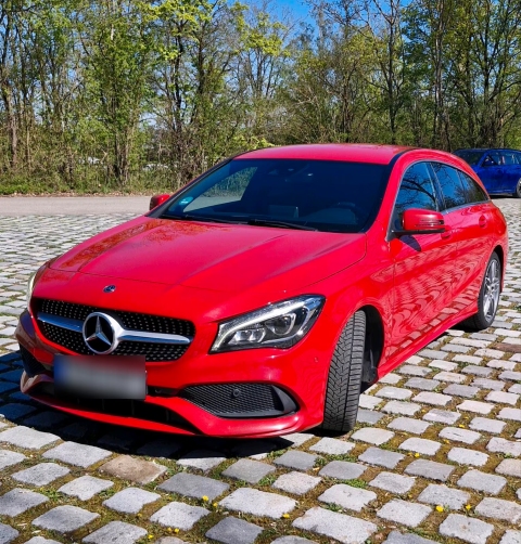 Mercedes Benz Cla 180 Shooting Brake AMG Line