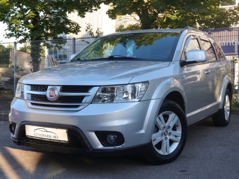 Fiat Freemont 2.0 Urban AWD Aut. 7 Sitzer-Navi-Kamera