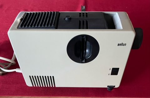 Braun Diaprojektor D7