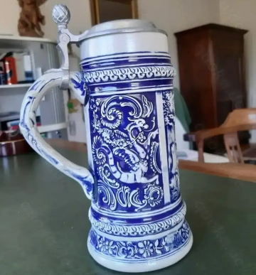 Schwerer Masskrug (Stein)