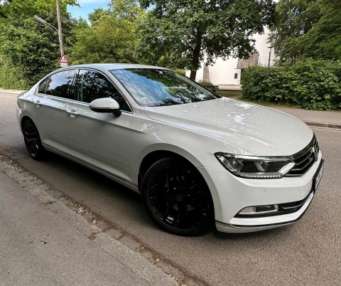 Volkswagen Passat B8 2.0TDI Highline Alcantara