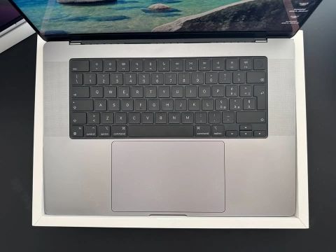 MacBook Pro 16 Zoll M1 Max | 64 GB RAM | 1 TB SSD | Top Zustand