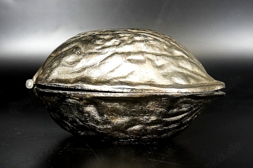 Nussknacker in Walnussoptik aus massivem Metall, 12 x 9 cm, Deko, Gadget