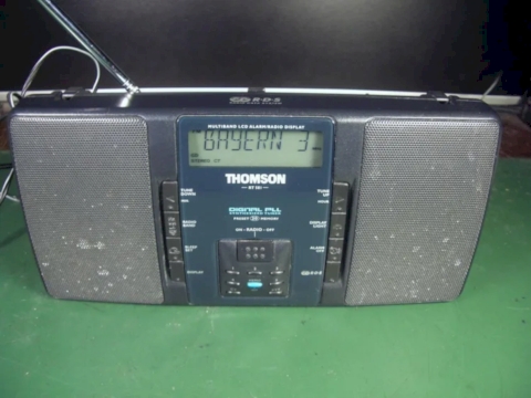 THOMSON RT 581 Radio mit RDS tragbares Stereoradio schwarz mit Netzteil und Bedienungsanleitung