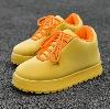 Sneaker, Moonboots