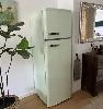 Kühlgefrier-Kombi im Retro-Design pastelgrün, 2 Jahre alt