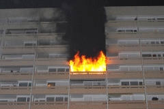 Brand im Hochhaus Sauerbruchstraße