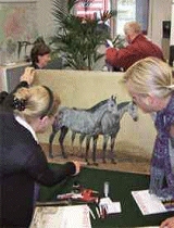 Schatz oder Schrott? Experten bewerten bei MyPlace-SelfStorage in Laim