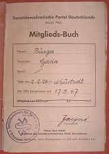 Das Mitgliedsbuch Gerda Bürger