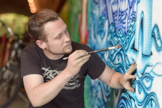 Tunnelblick durch die Kameralinse - Dokumentarfilm zur Entstehung des Kunstwerks an der Würm