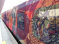 Sachbeschädigung durch Graffiti an U-Bahnzug