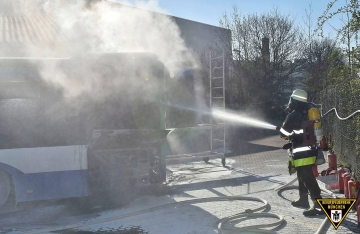 Brand eines Busses in der Landsberger Straße