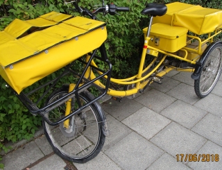 Scherben einer Bierflasche verzögern Postzustellung