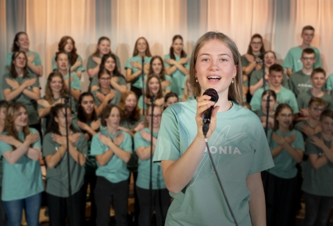 Adonia-Musical Adonia-Musical